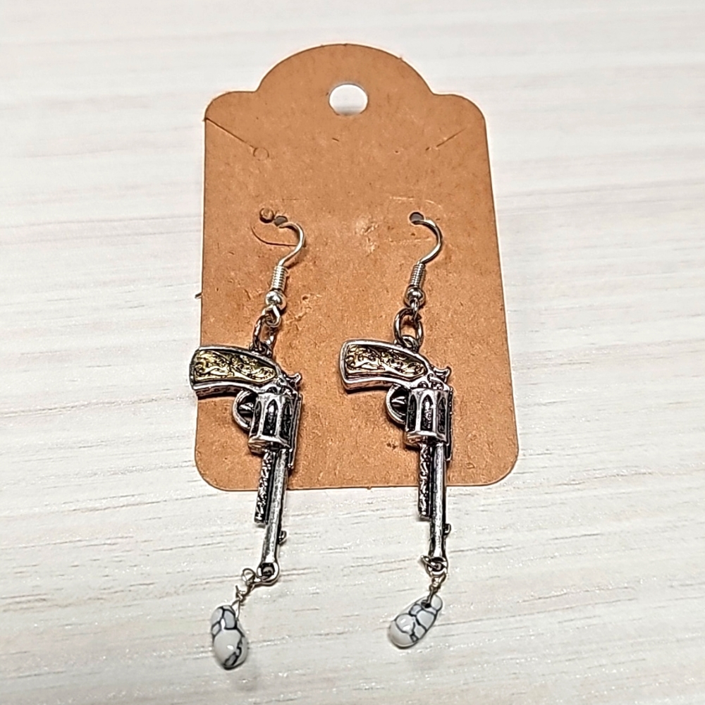 HANDMADE REVOLVERS EARRINGS NWT